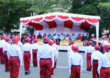 Bupati Tarmizi Buka Lomba Gerak Jalan, 28 Kelompok Pelajar Ramaikan HUT ke-81 RI