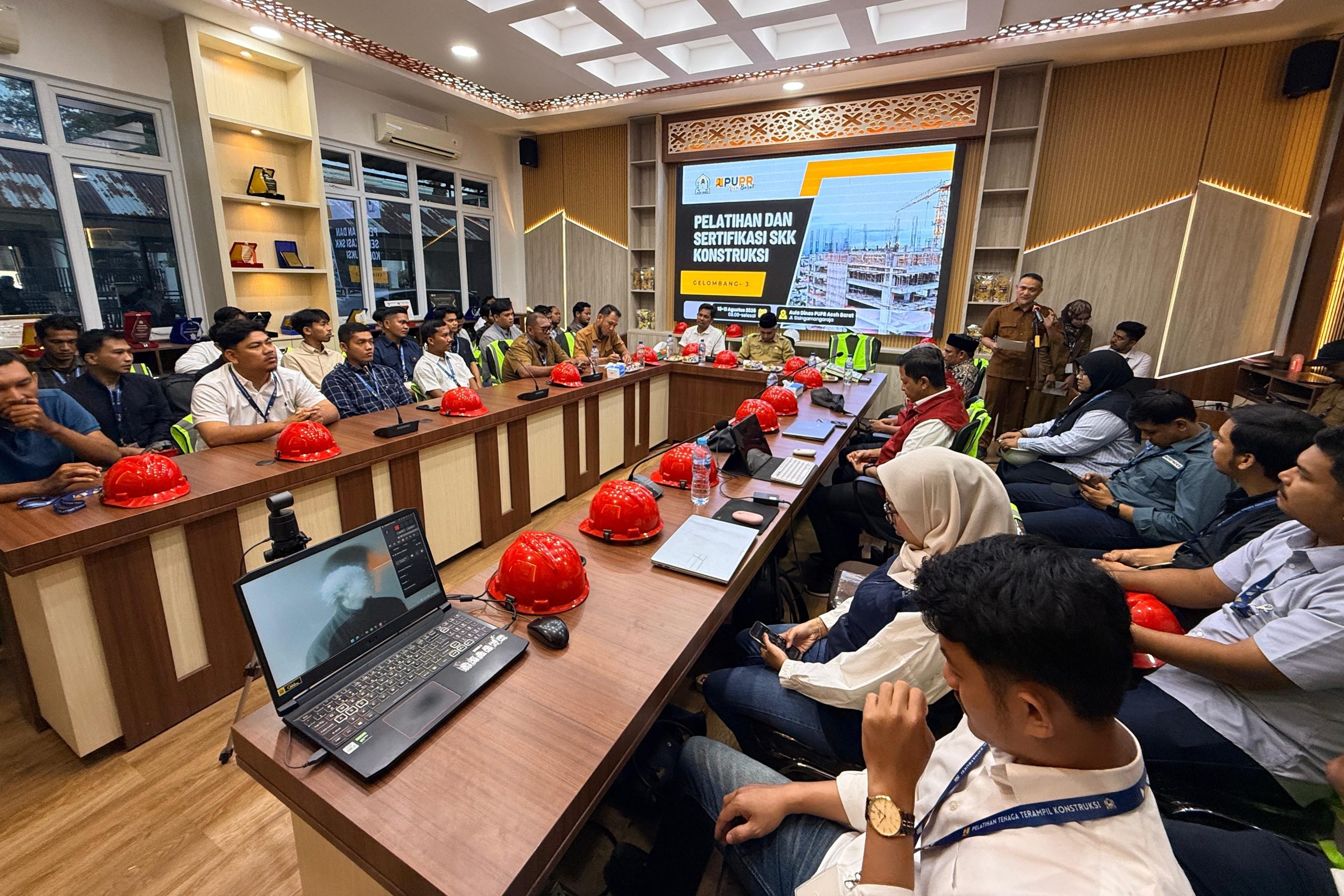 PUPR Aceh Barat Gelar Pelatihan dan Sertifikasi 70 Tenaga Terampil Konstruksi