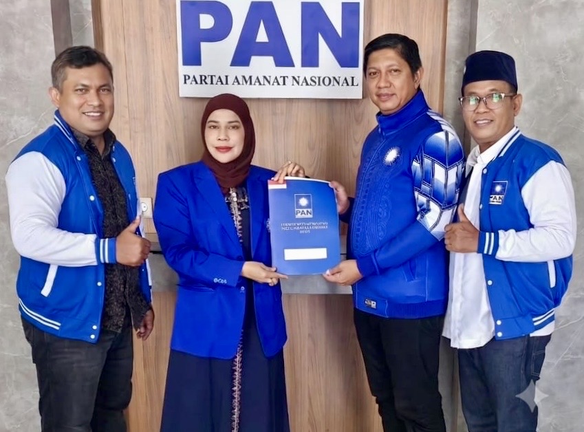 Penyerahan SK Rekomendasikan Pengesahan Pengurus DPC se-Kabupaten Periode 2024-2029