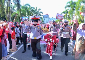 Semarak HUT ke-81 RI, 77 Sekolah Ikuti Karnaval Budaya di Aceh Barat