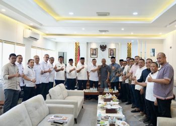 Wagub Dek Fadh Bersama Pimpinan DPRA Perkuat Sinergi, Bahas APBA 2025 dan 2027
