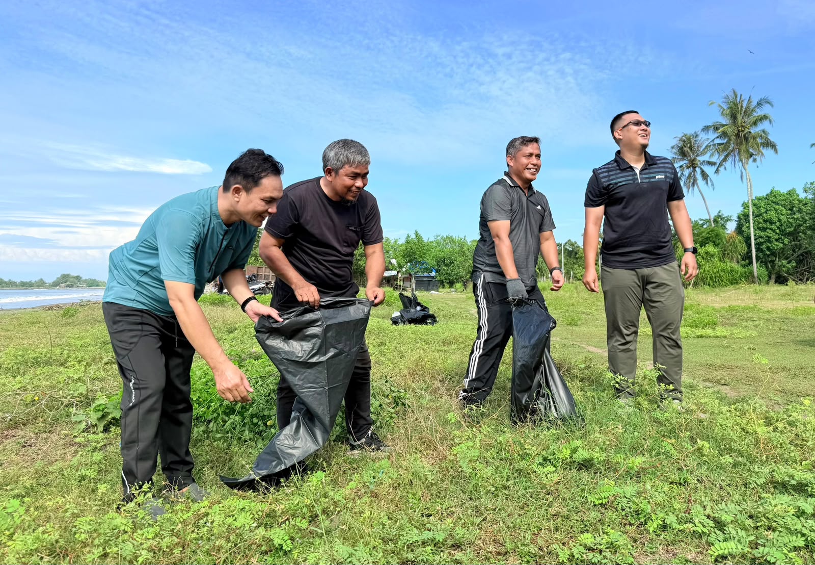Gotong Royong Ketiga, Dr Kurdi Sebut Pantai Calok Akan Ditata Jadi Destinasi Wisata Baru