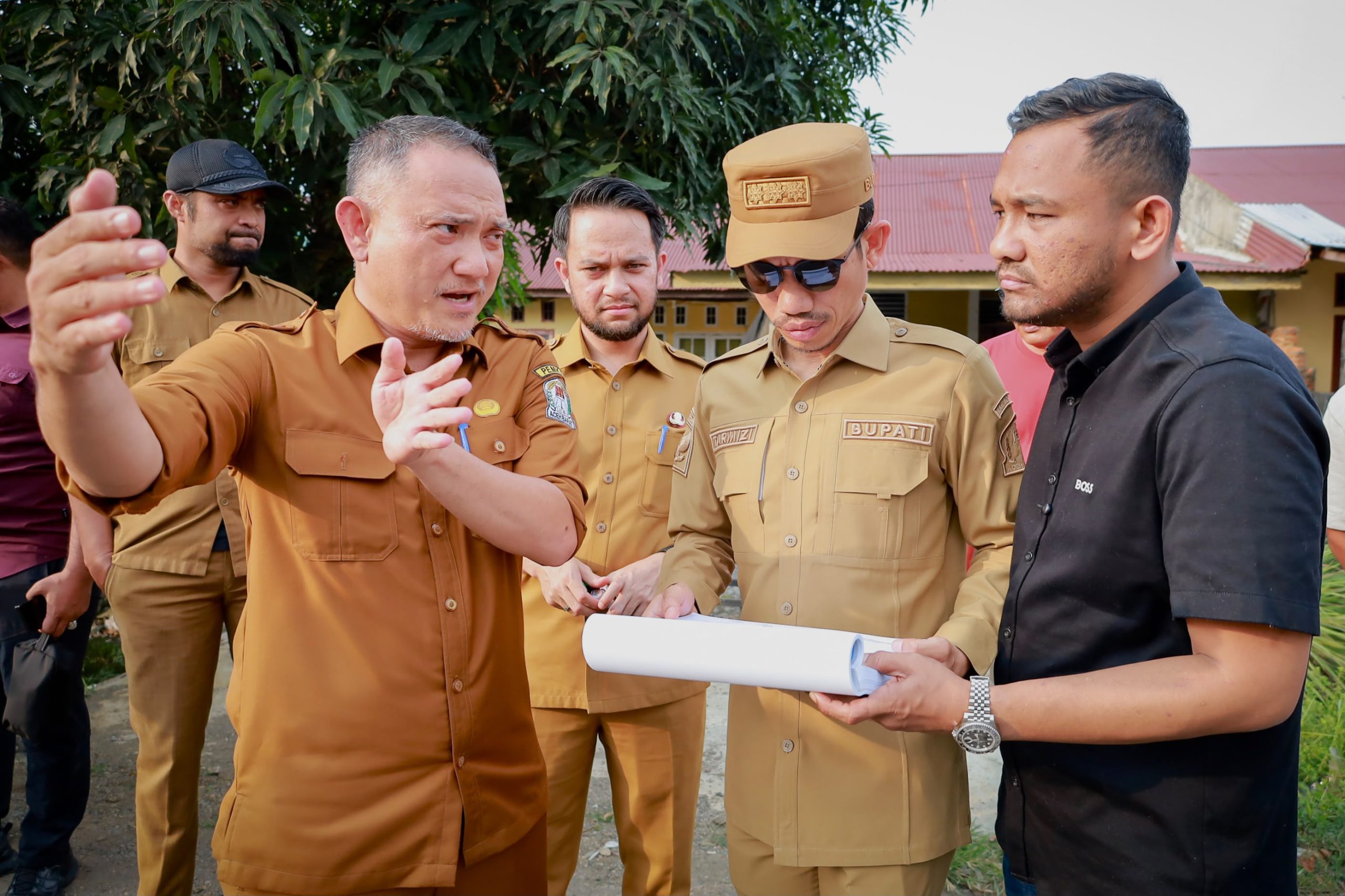 Bupati Tarmizi Gandeng DPR RI Perjuangkan Jalan Dua Jalur Langung–Gunong Kleng.