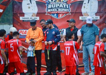 Bupati Tarmizi Tutup Turnamen Sepak Bola Aceh Barat, Samatiga Keluar sebagai Juara