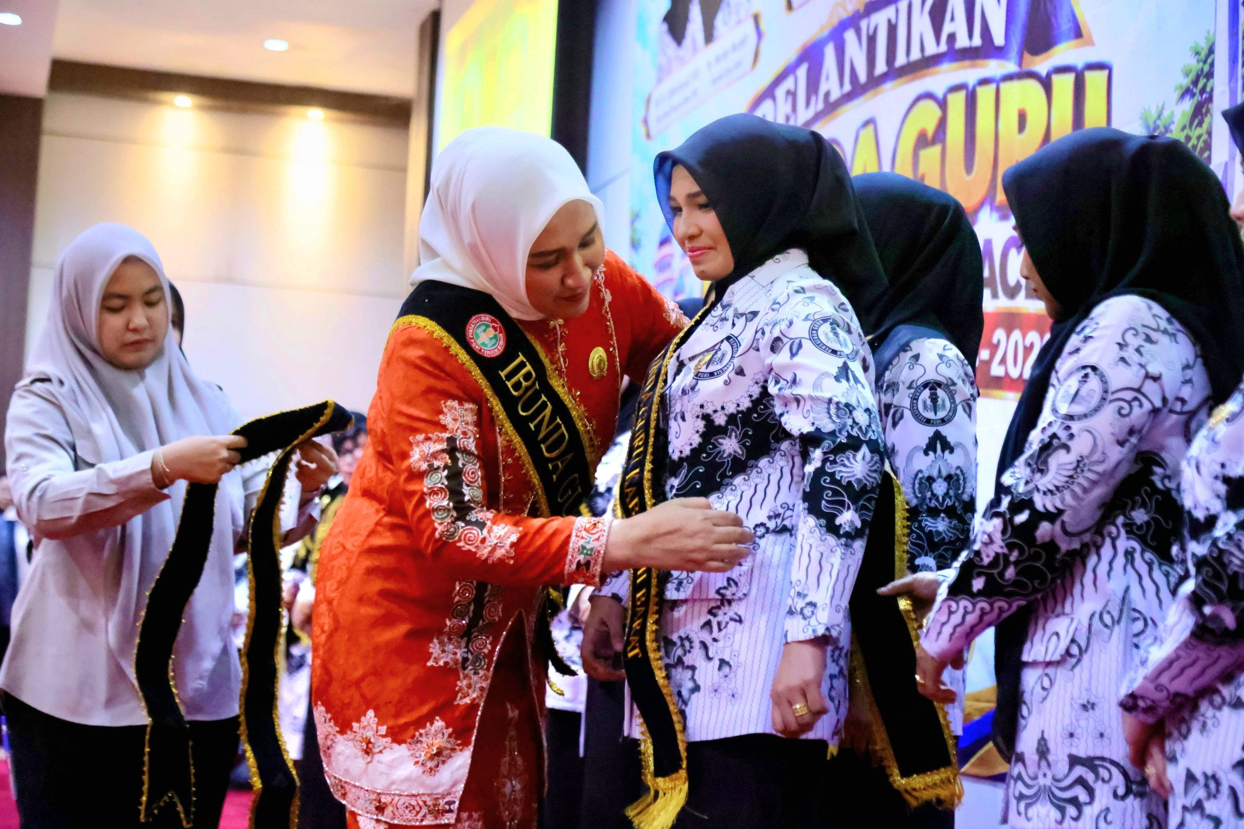Kak Na Ajak Ibunda Guru Kabupaten dan Kota Dukung Perjuangan Guru